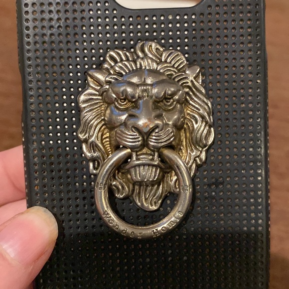 🆓 with Bundle: Lion Door Knocker Stand/Holder case for Samsung Galaxy S - Picture 2 of 3